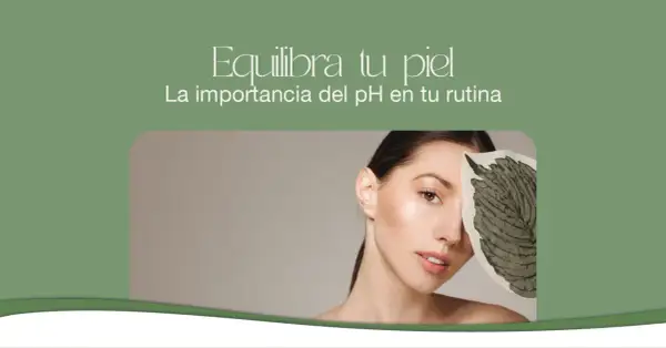 Mujer con hoja cubriendo parte de su rostro, resaltando la importancia del **pH de la piel** para un cutis equilibrado.