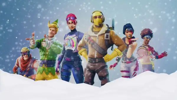 Postacie z gry Fortnite w zimowej scenerii, zapowiadające sezon 7.