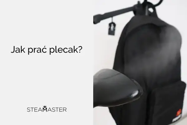 Czarny plecak gotowy do prania w pralce. Jak prać plecak, by był jak nowy?