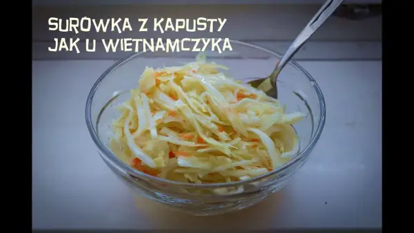 Kultowa surówka z białej kapusty "jak u chińczyka" przepis!