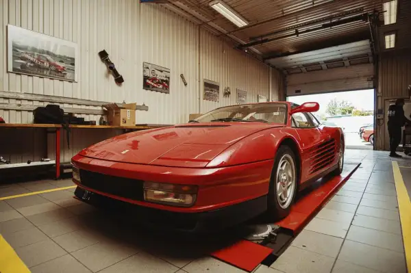 Mechanik Ferrari Śląsk – jak wybrać najlepszy serwis dla swojego auta?
