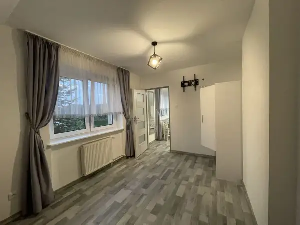 Ile kosztuje wynajem mieszkania na wsi? Sprawdź ceny i różnice