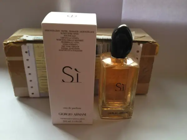 Jak odróżnić perfumy jak oryginalne od podróbek i uniknąć oszustwa