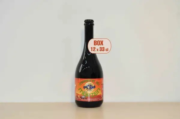 Bottiglia di birra artigianale Marzen, etichetta colorata con disegno spaziale e scritta "Missione Sothis". Box 12 x 33 cl.