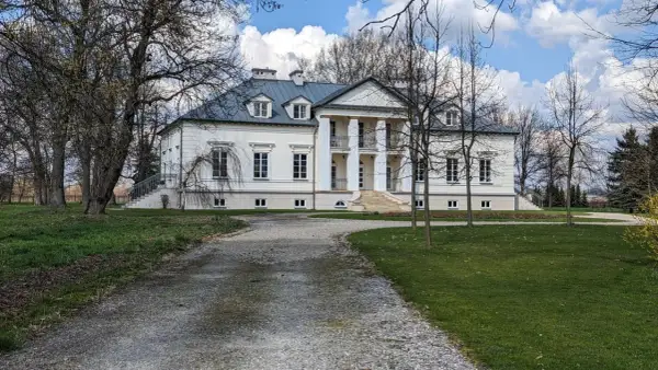 Najlepsze atrakcje w Grójcu, które musisz odwiedzić z rodziną