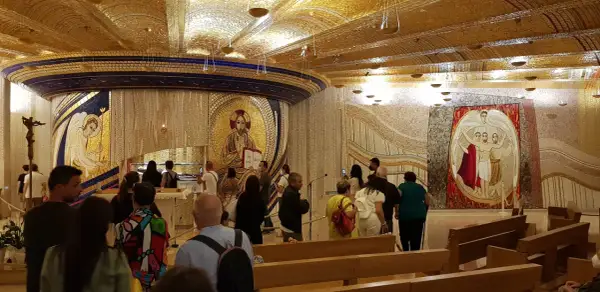 Gdzie leży ojciec Pio? Odkryj miejsce jego spoczynku w San Giovanni Rotondo