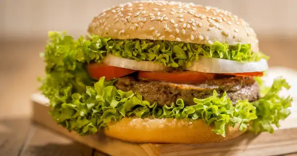 Jak idealnie przypiec bułki do hamburgerów – uniknij błędów i ciesz się smakiem