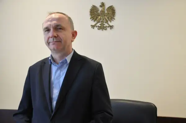 Kto wybiera prezesa spółdzielni mieszkaniowej i jak to działa?