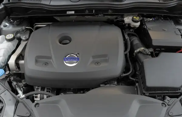 Volvo V40 jaki silnik wybrać? Porównanie, opinie i problemy silników