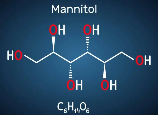 Struktura chemiczna mannitolu, cukrolu C₆H₁₄O₆. Wiele grup hydroksylowych (-OH) sprawia, że jest on higroskopijny, czyli mantusil na co go potrzebujemy.