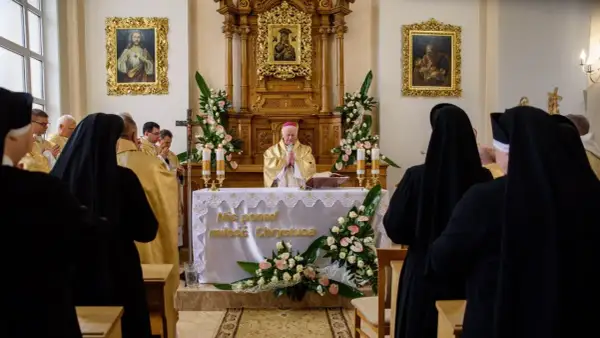 Czy parafia ma osobowość prawną? Odkryj ważne konsekwencje tej kwestii