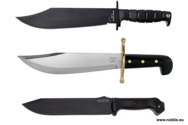 Tres cuchillos estilo Bowie: uno negro con "RAIDER BOWIE", uno plateado con "CASE XX BOWIE", y otro negro. Consulta el cuchillo bowie original precio.