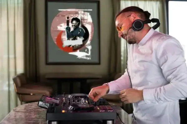DJ czy zespół na wesele: co wybrać, aby uniknąć rozczarowania?