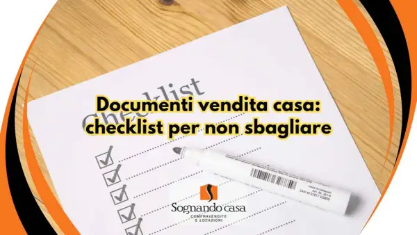 Checklist documenti vendita casa: per non sbagliare, con un pennarello bianco su foglio con caselle da spuntare.
