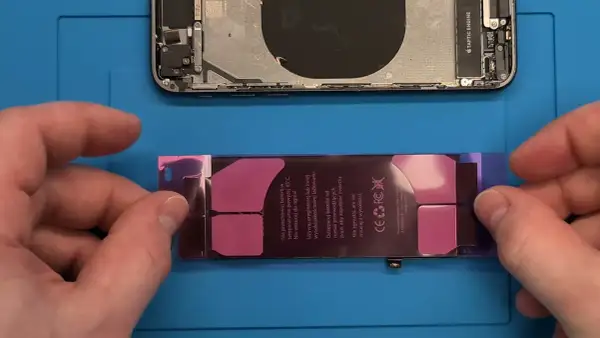 iPhone 8: Wymiana baterii. Nie przepłacaj! Porównaj ceny