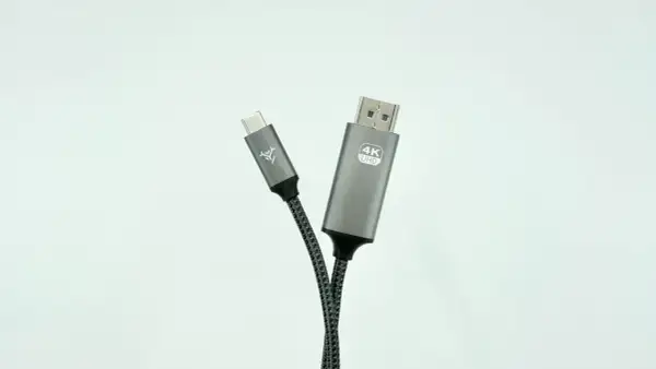 Kabel USB-C do DisplayPort 4K UHD. Dowiedz się, displayport co to i jak działa.