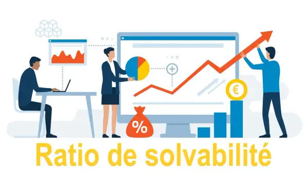 Des analystes financiers travaillent sur des graphiques et des données pour assurer la capacité de l'entreprise à être solvable.