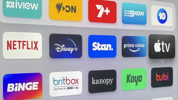 Ekran z ikonami popularnych platform streamingowych: Netflix, Disney+, Prime Video, Apple TV, Stan, Binge, Britbox, Kanopy, Kayo, Tubi.