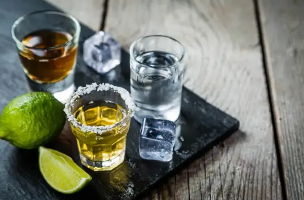 Alkohol po wizycie u dentysty - czy to bezpieczne? Poznaj fakty