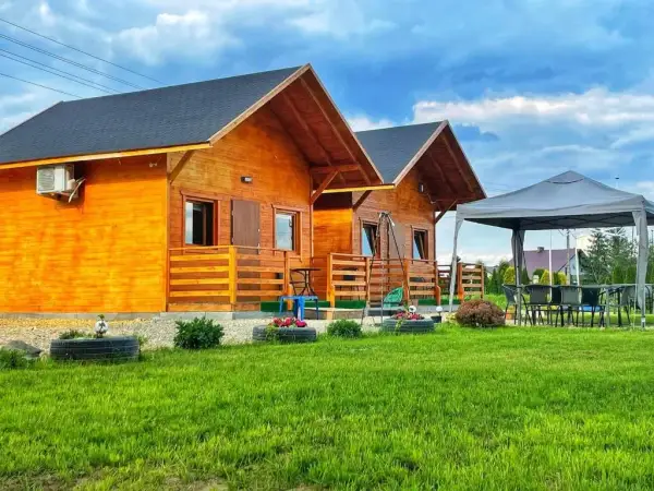 Noclegi Energylandia: Ceny od 35 zł. Jak znaleźć najlepszą opcję?