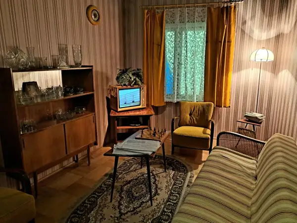 Jak odnowić meble z PRL i przywrócić im dawny blask