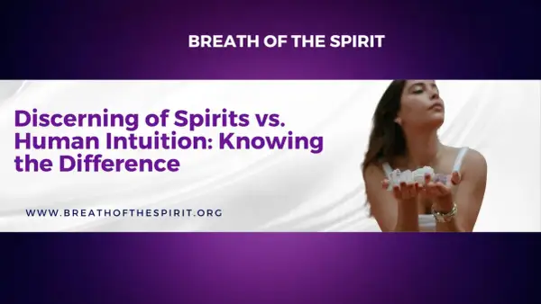 Una mujer con cristales en las manos, reflexionando sobre cómo saber si tengo un don espiritual y la diferencia con la intuición humana.
