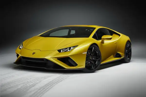 Żółty Lamborghini Huracan, marzenie wielu kierowców. Sprawdź, jaka jest jego lamborghini huracan cena.