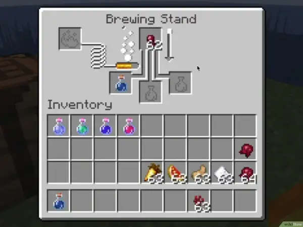 W ekwipunku gracza Minecraft widać sfermentowane oko pająka, gotowe do użycia w stojaku alchemicznym.