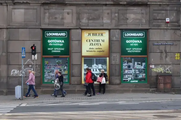 Jak wygląda sprzedaż w lombardzie? Kluczowe informacje i porady