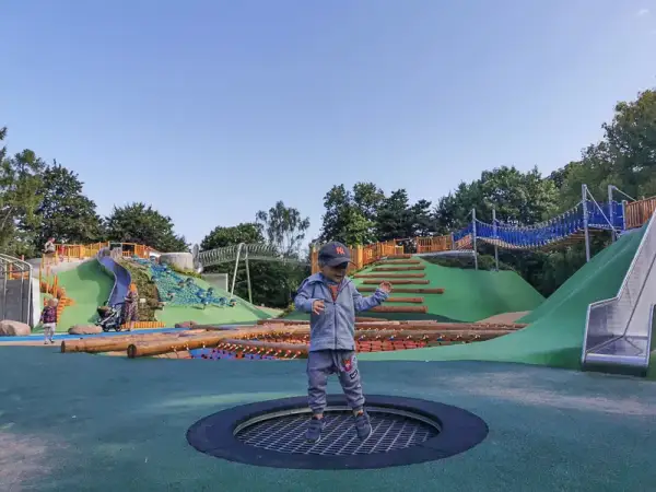 Plac zabaw Park Ujazdowski: Otwarty 14.03! Kiedy i jak?