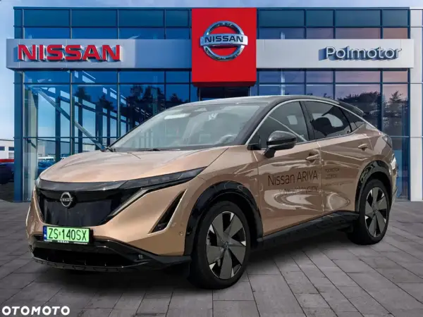 Złoty Nissan Ariya 100% elektryczny na placu dealera Polmotor. Czekamy na nissan ariya test!