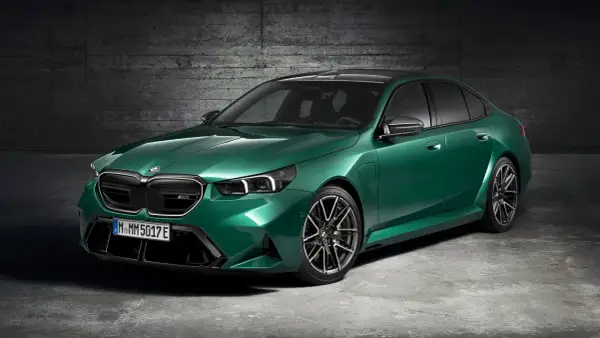 BMW M5 F90: Ceny od 350 tys. do 1 mln zł. Ile naprawdę kosztuje?