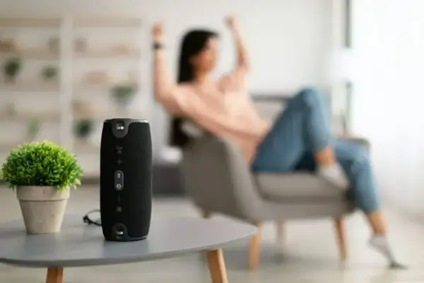 JBL Flip czy Charge - który głośnik lepiej spełni Twoje oczekiwania?