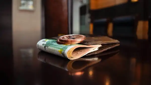 Ile kosztuje DJ na 40 urodziny? Sprawdź ceny i najważniejsze czynniki