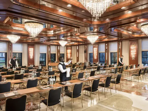 Maritim Hotel Bonn: Ihr Guide für Reise, Tagung & Urlaub