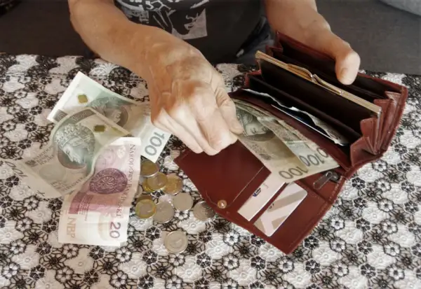 Czy będzie 15 emerytura? Fakty, które musisz znać o wsparciu dla seniorów