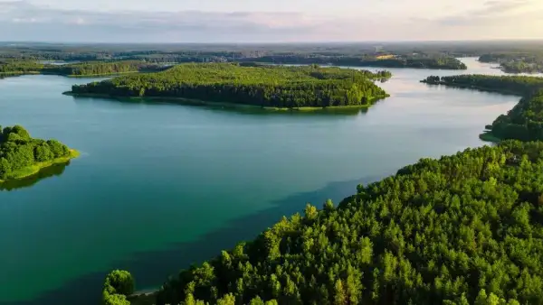 Wdzydze atrakcje: odkryj ukryte skarby Kaszub i najlepsze miejsca