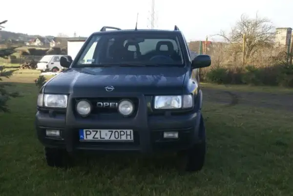 Opel Frontera: jaki silnik wybrać, aby uniknąć kosztownych błędów?