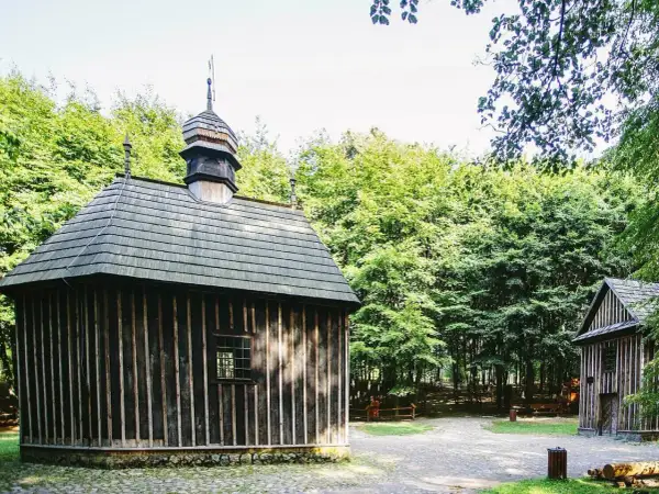 Łagiewniki atrakcje: Najważniejsze miejsca, które musisz zobaczyć
