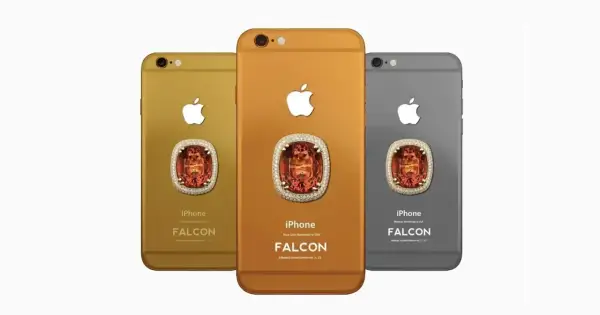 Trzy iPhone'y 6 w kolorach złota, miedzi i platyny, ozdobione kamieniem przypominającym różowy diament. Falcon Supernova.