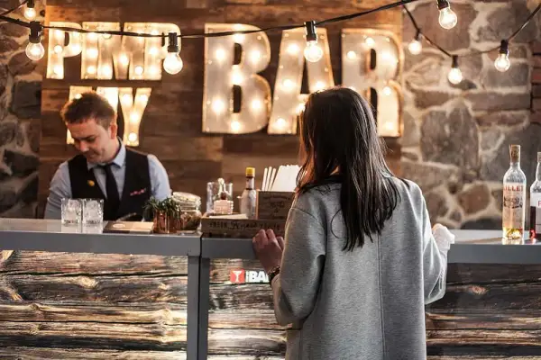 Barman na wesele o co pytać, aby uniknąć nieprzyjemnych niespodzianek