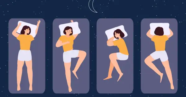 Ilustracja pokazuje cztery różne pozycje snu: na plecach, na boku z ręką na piersi, na boku z podkurczonymi nogami i na plecach z rękami wzdłuż ciała.