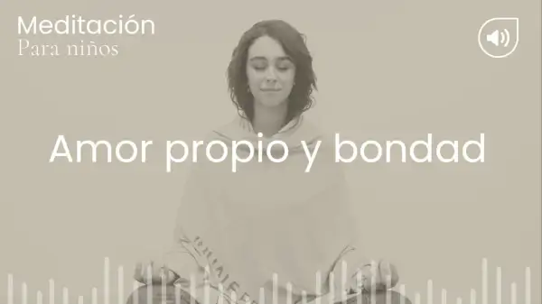 Joven en meditación metta para niños, cultivando amor propio y bondad.