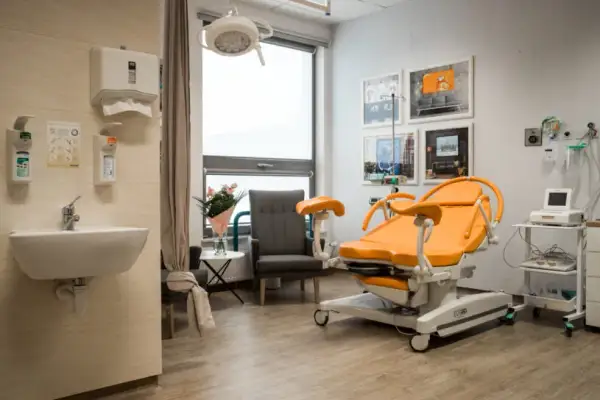 Poród w Medicover Warszawa: Ile kosztuje? Pakiety i ukryte opłaty