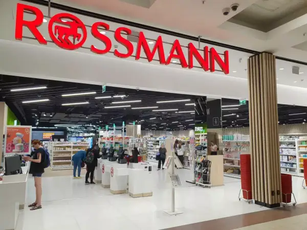 Kto produkuje kosmetyki Cien? Odkryj tajemnice marki i producenta