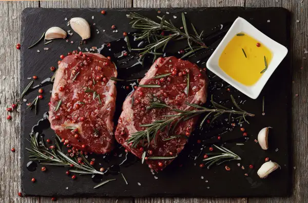 Jak przyrządzić dziczyznę, aby zachwycić smakiem i aromatem