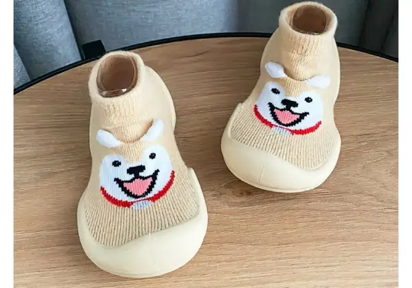 Kiedy kupić dziecku buty do chodzenia, aby nie popełnić błędu?