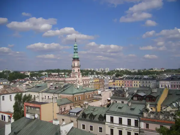 Renesans Zamość: wyjątkowe smaki i komfortowe noclegi w sercu miasta