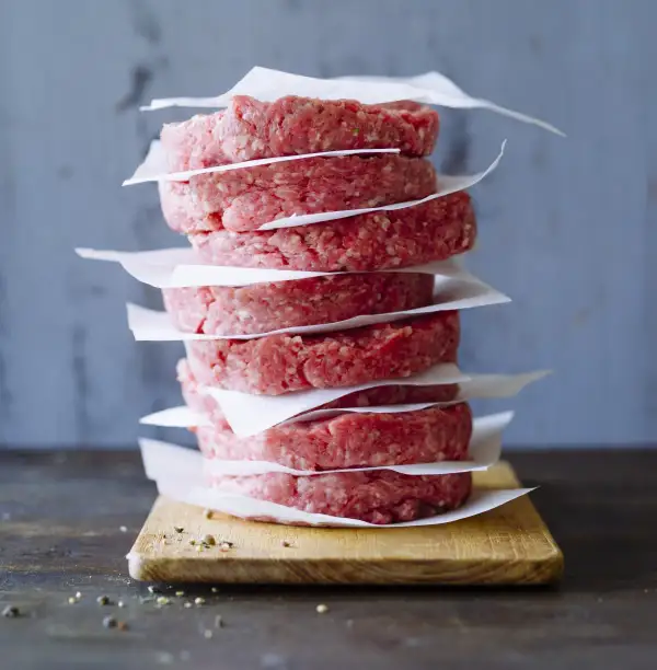 Jak przyprawić mięso wieprzowe na hamburgery, aby zachwycić smakiem