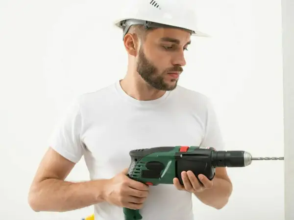 Bosch czy Makita opinie - Które narzędzia są lepsze dla Ciebie?